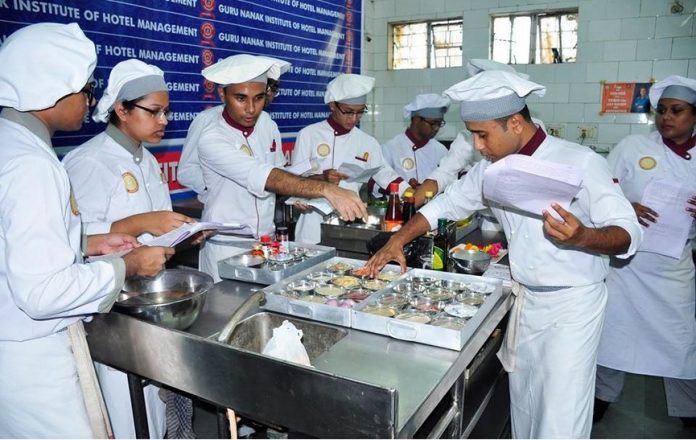 top hospitality management colleges in india