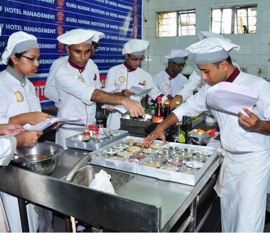 Guide to Choosing a Career Path for Hospitality Management top hospitality management colleges in india