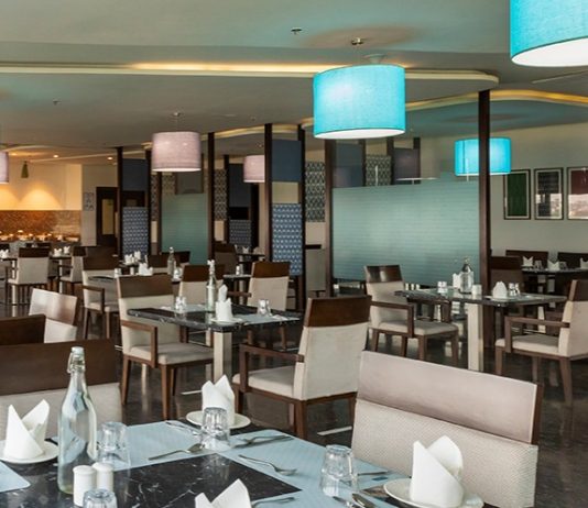 Tips to Step into a Successful Career in Hotel Management hotel management courses in Ahmedabad